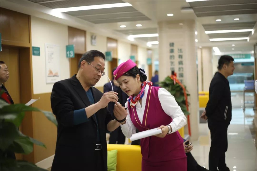 韶关24小时套医保卡(北京医保卡使用指南)